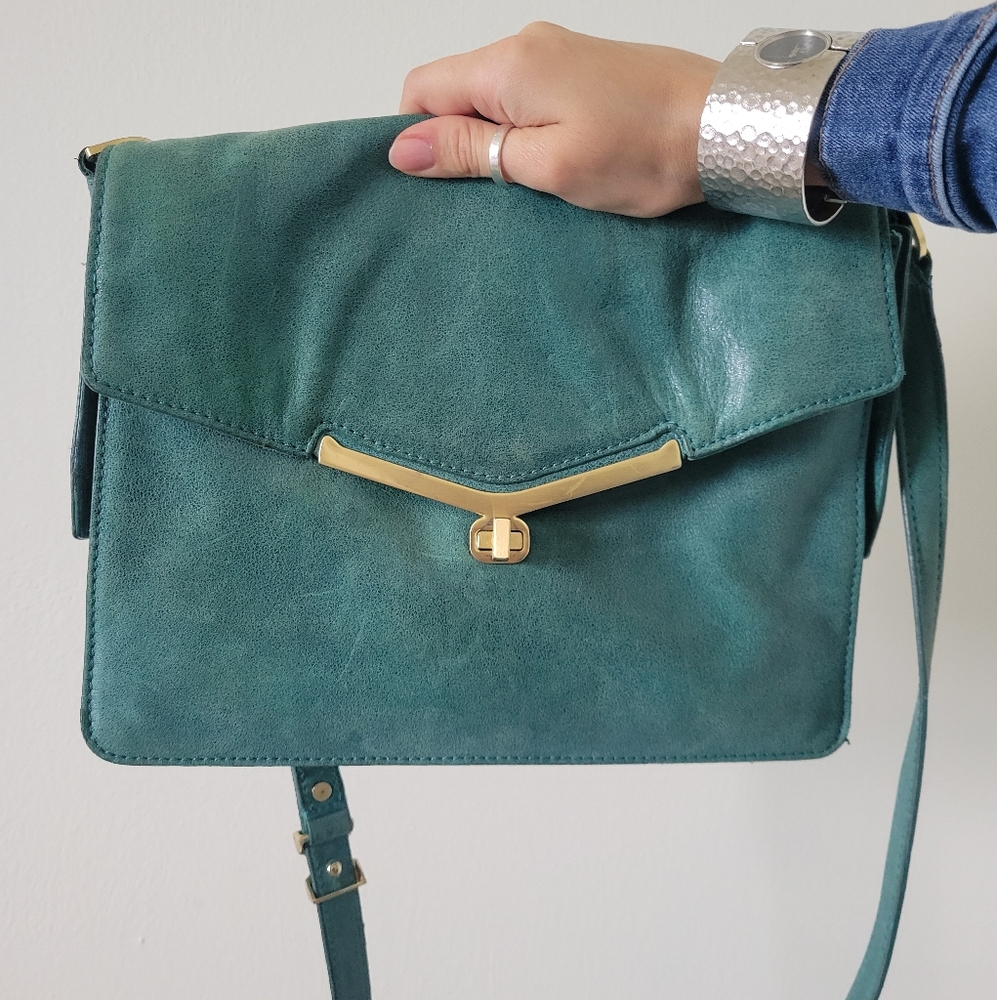 Botiker Green Shoulder Bag